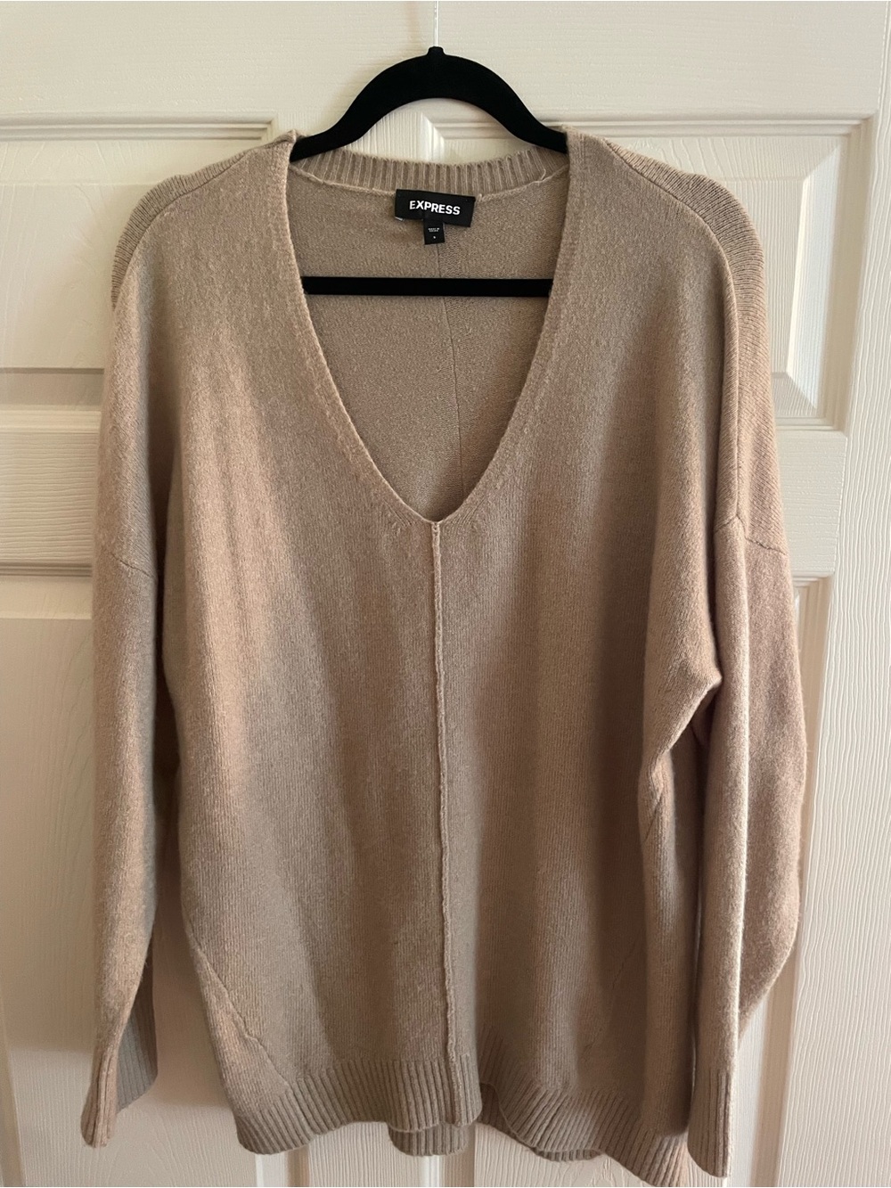 Express Women's V-Neck Sweater in Taupe Beige